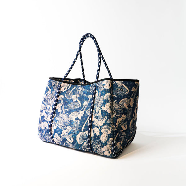 Forever 21 EVERYDAY TOTE SHROOMS TEAL