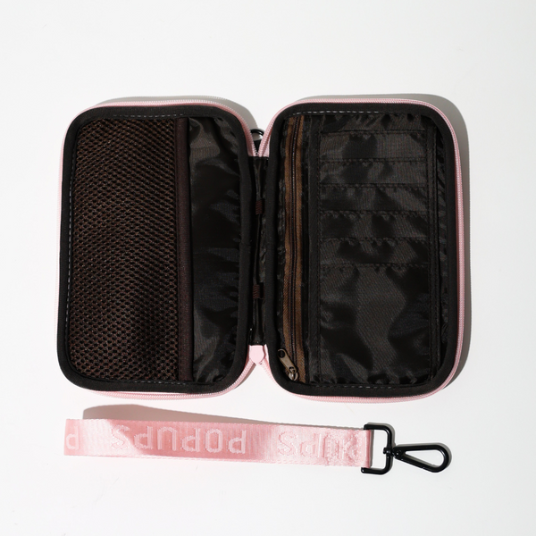 Forever 21 PASSPORT WALLET PRETTY In PINK