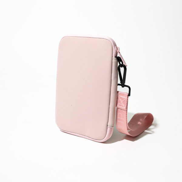 forever 21 PASSPORT WALLET PRETTY in PINK