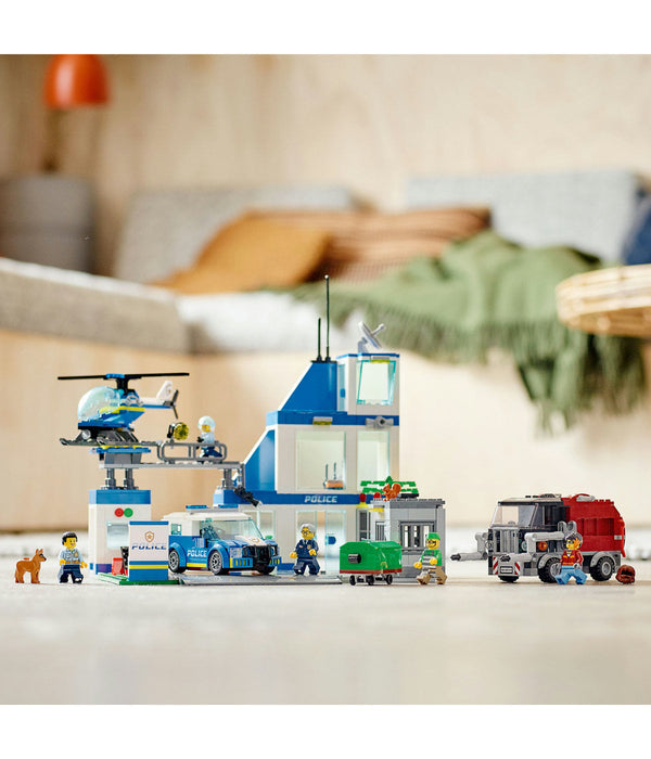 Forever 21 LEGO® City Police Station 60316 Building Kit (668 Pieces)