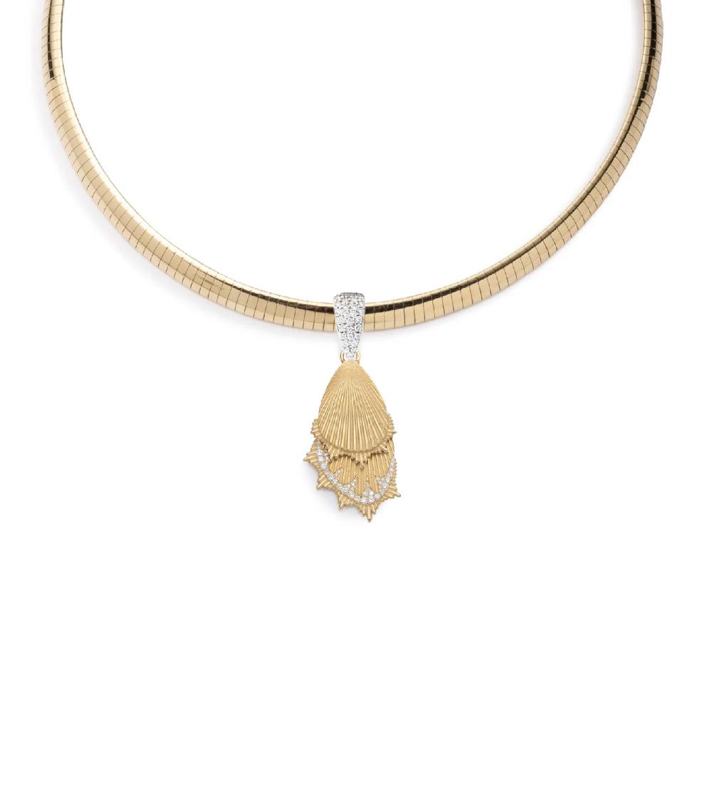 foundrae Butterfly Wings Medium Sleek Collar Necklace