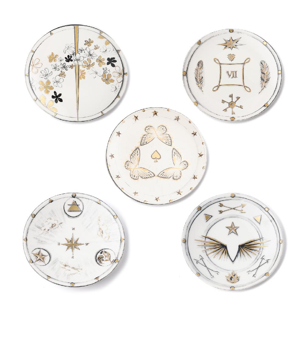 foundrae Chapter 2 Tenet Dessert Plate Set