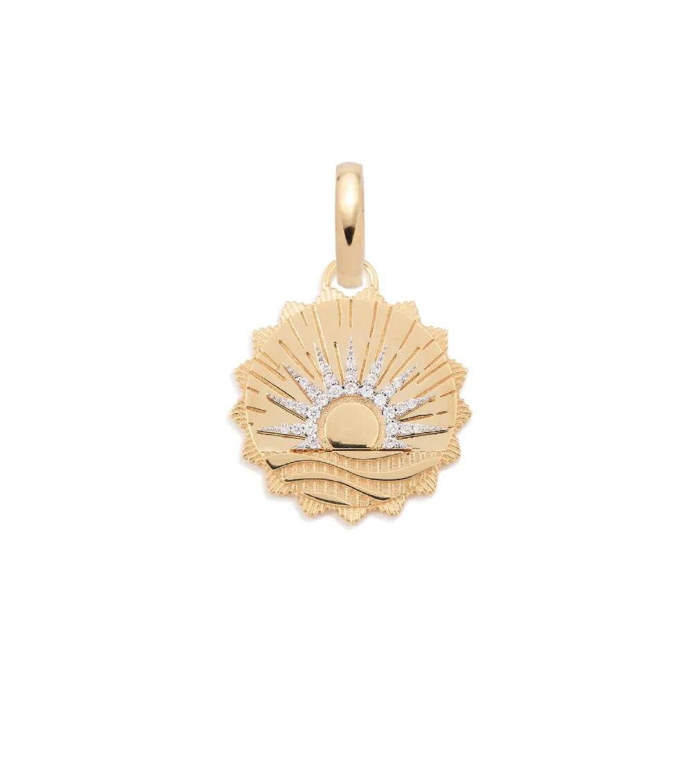 foundrae New Beginnings - Internal Compass Medium Medallion with Annex Link