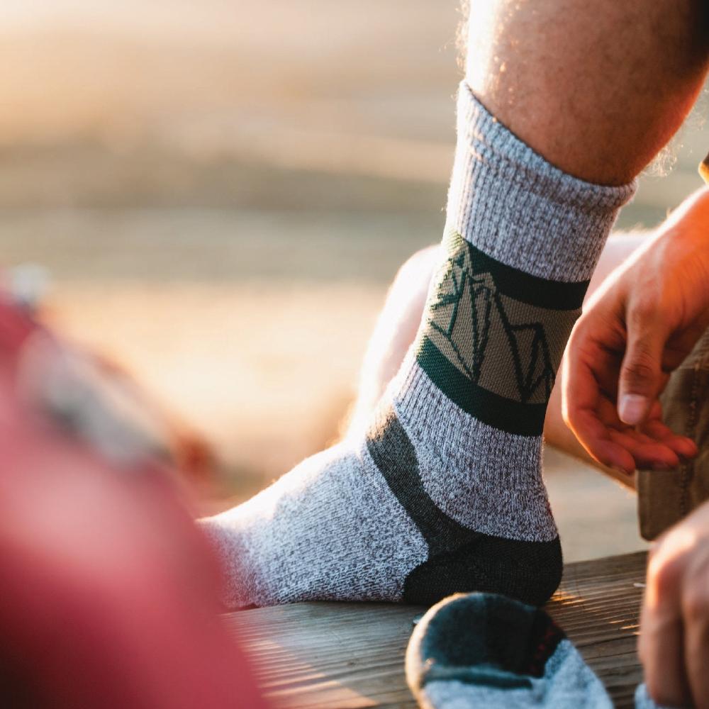 Fox River Men's Highland MX2 Lightweight Crew Hiking Sock