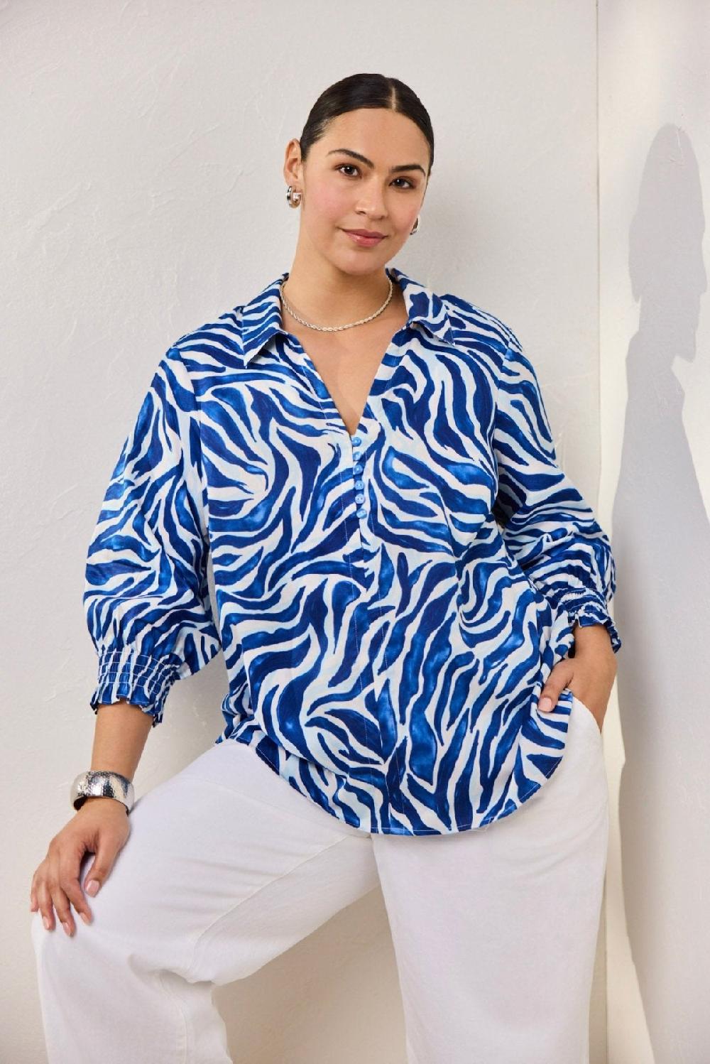 foxcroft Alexis Plus Tonal Zebra 3/4 Sleeve Popover Shirt