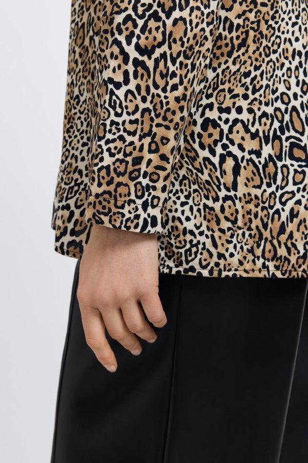 Foxcroft Carolina Playful Animal Long Sleeve Shirt Jacket