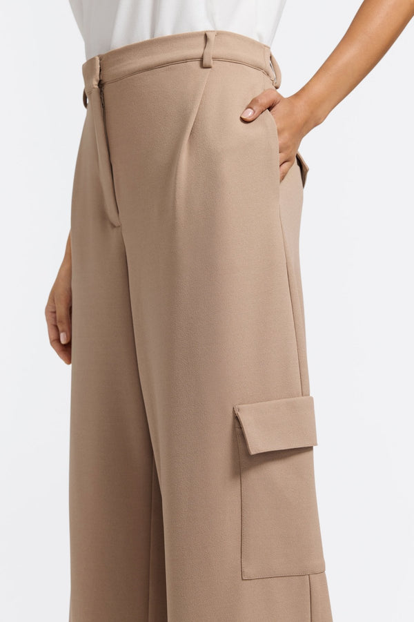 Foxcroft Elizabeth Knit Crepe Cargo Pants