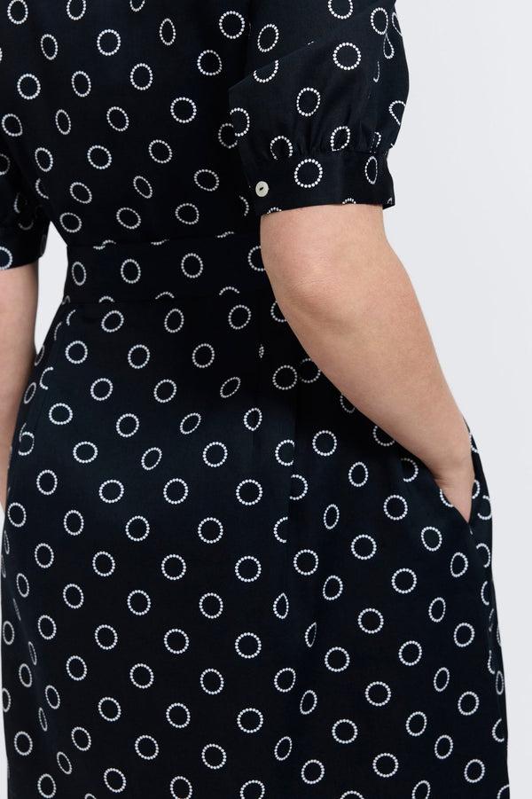 Foxcroft Esther Plus Circle Dot Elbow Sleeve Dress