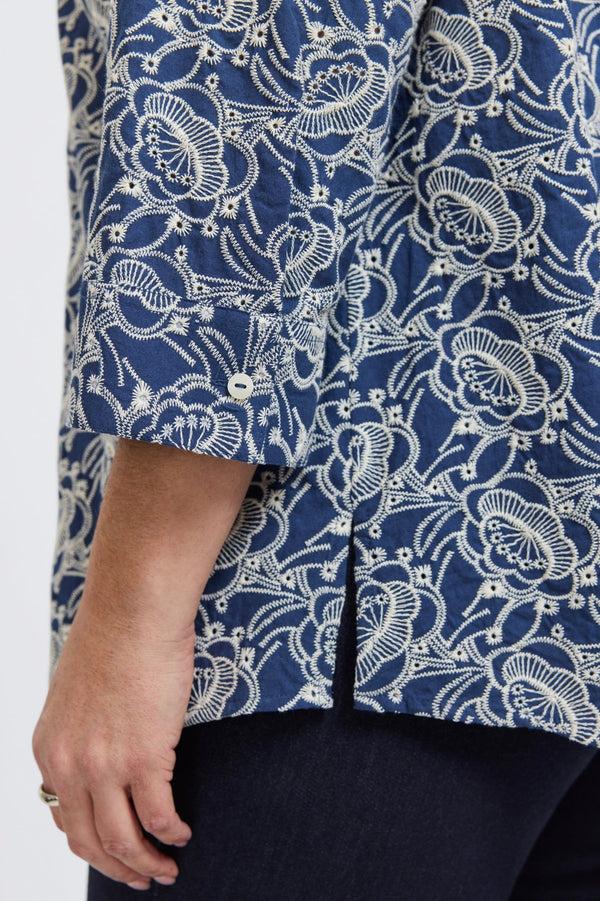 Foxcroft Zoey Plus Allover Eyelet 3/4 Sleeve Shirt