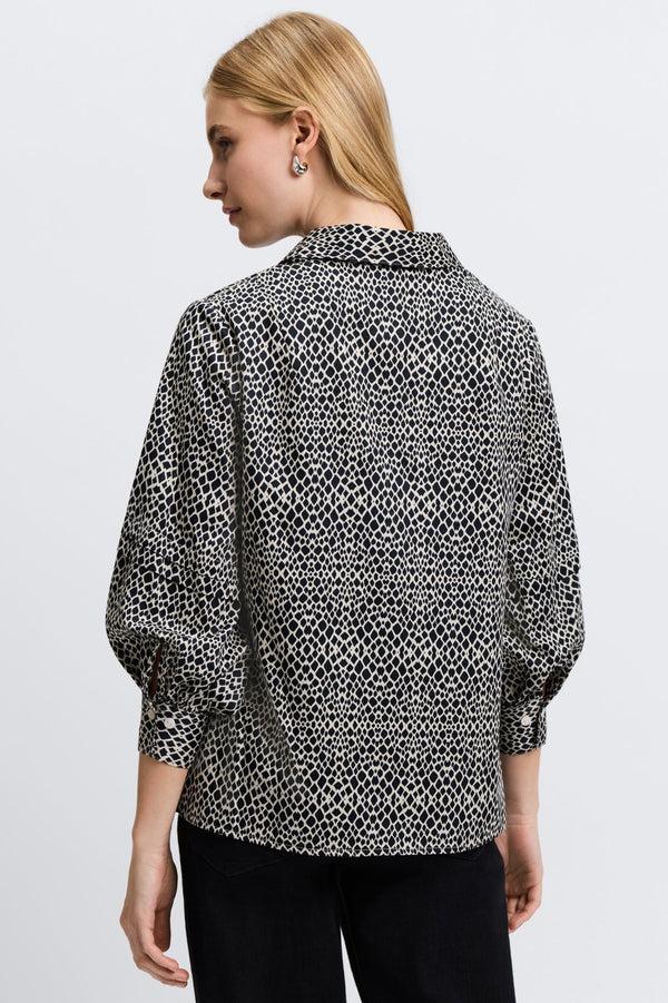 Foxcroft Frankie Abstract Snakeskin 3/4 Sleeve Popover Shirt