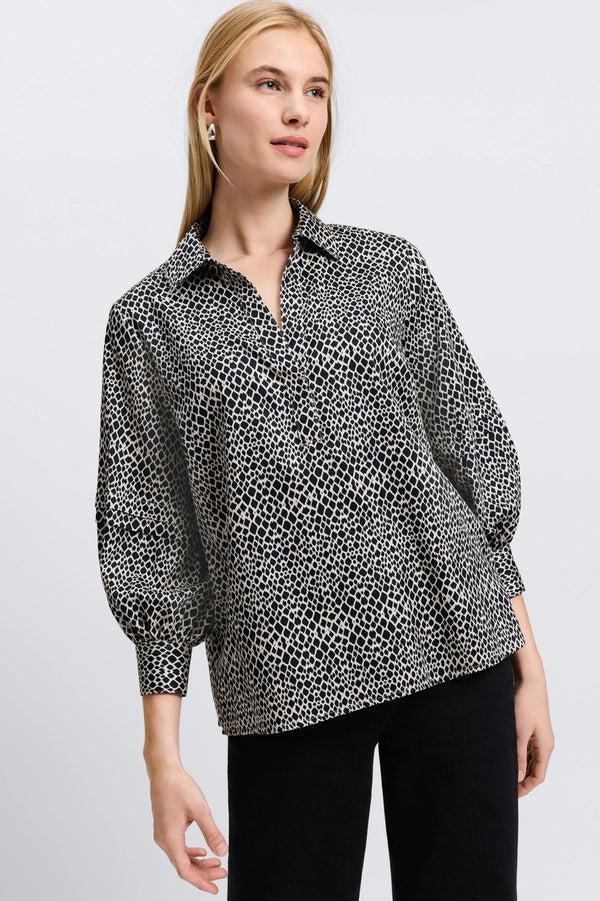 Foxcroft Frankie Abstract Snakeskin 3/4 Sleeve Popover Shirt
