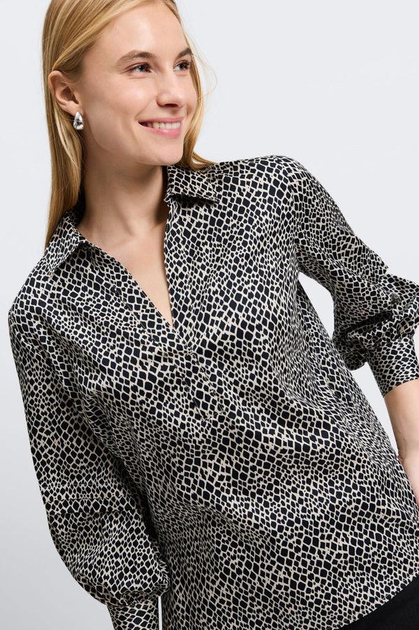 Foxcroft Frankie Abstract Snakeskin 3/4 Sleeve Popover Shirt