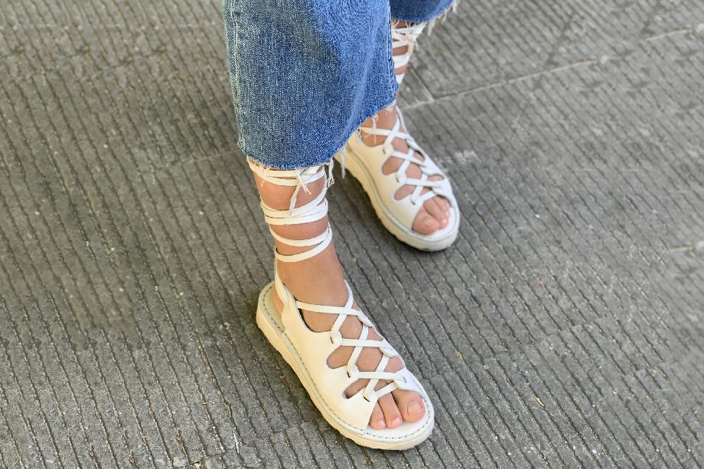 fracap D030 White Sandals