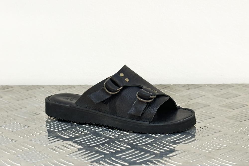 fracap D110 Black Sandals