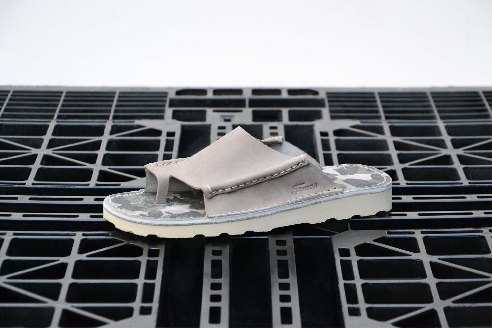 fracap D121 Grey Sandals