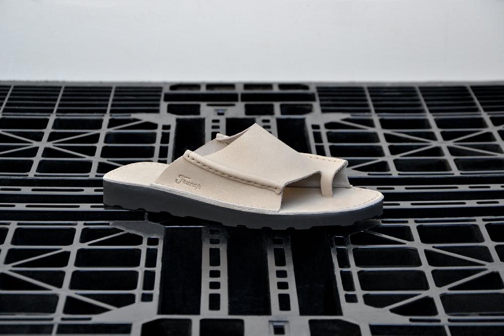 fracap D121 Light Grey Sandals