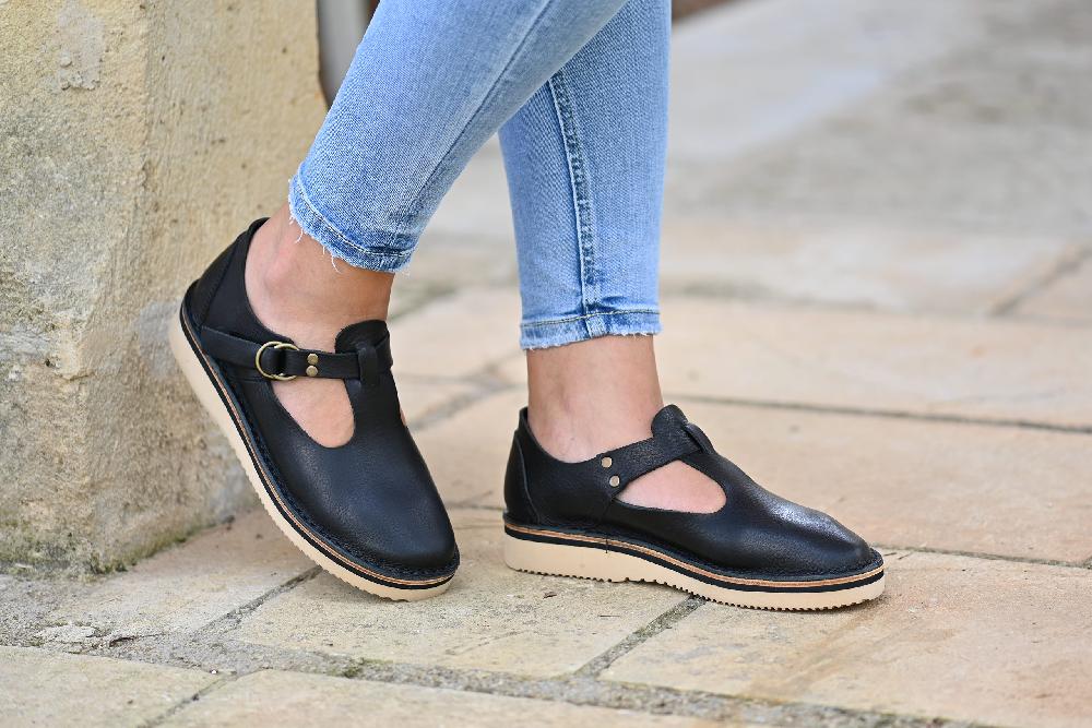 fracap D148 Black Sandals