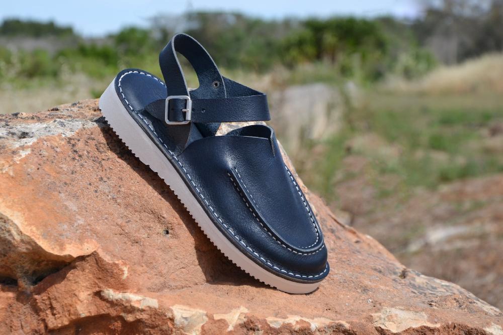 fracap D157 Navy Sandals