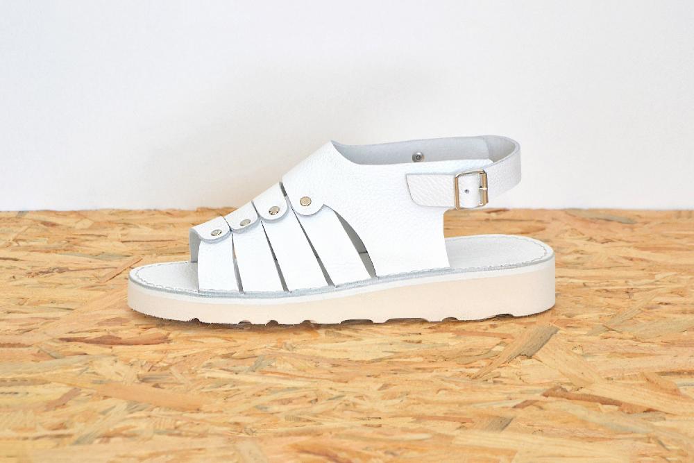 fracap D178 White Sandals