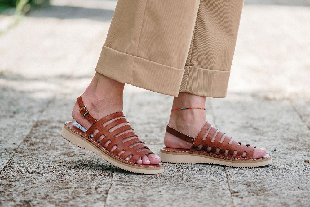 fracap D181 Brown Sandals