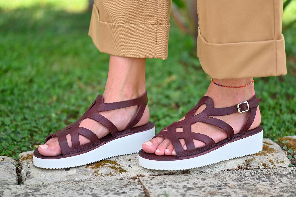 fracap D182 Bordeaux Sandals