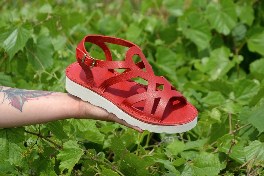 fracap D182 Red Sandals