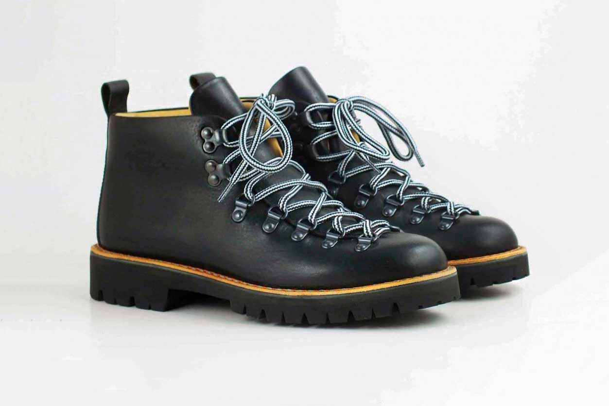fracap M120 Carbon Black