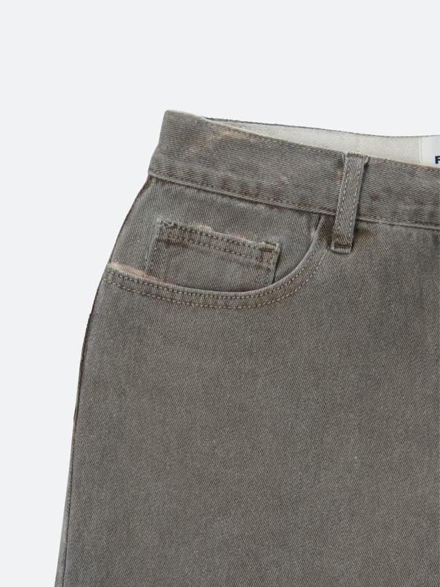 Fragile Brown-Dyed Baggy Denim