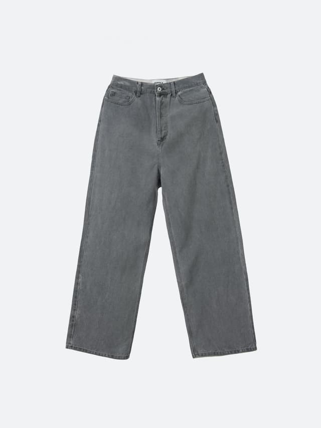 Fragile Gray-Dyed Baggy Denim