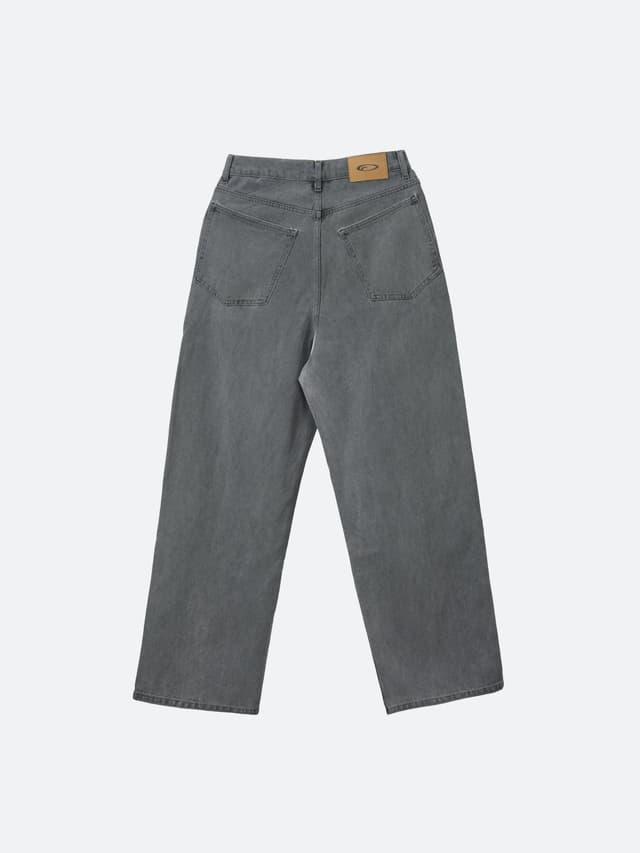 Fragile Gray-Dyed Baggy Denim