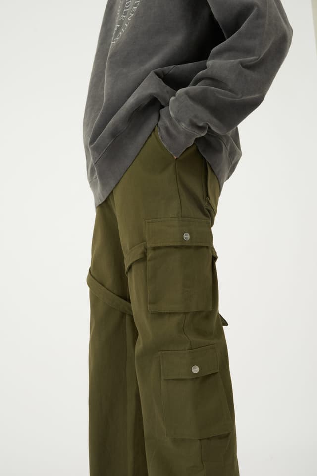 Fragile Strap Cargo Pants / Vintage Green