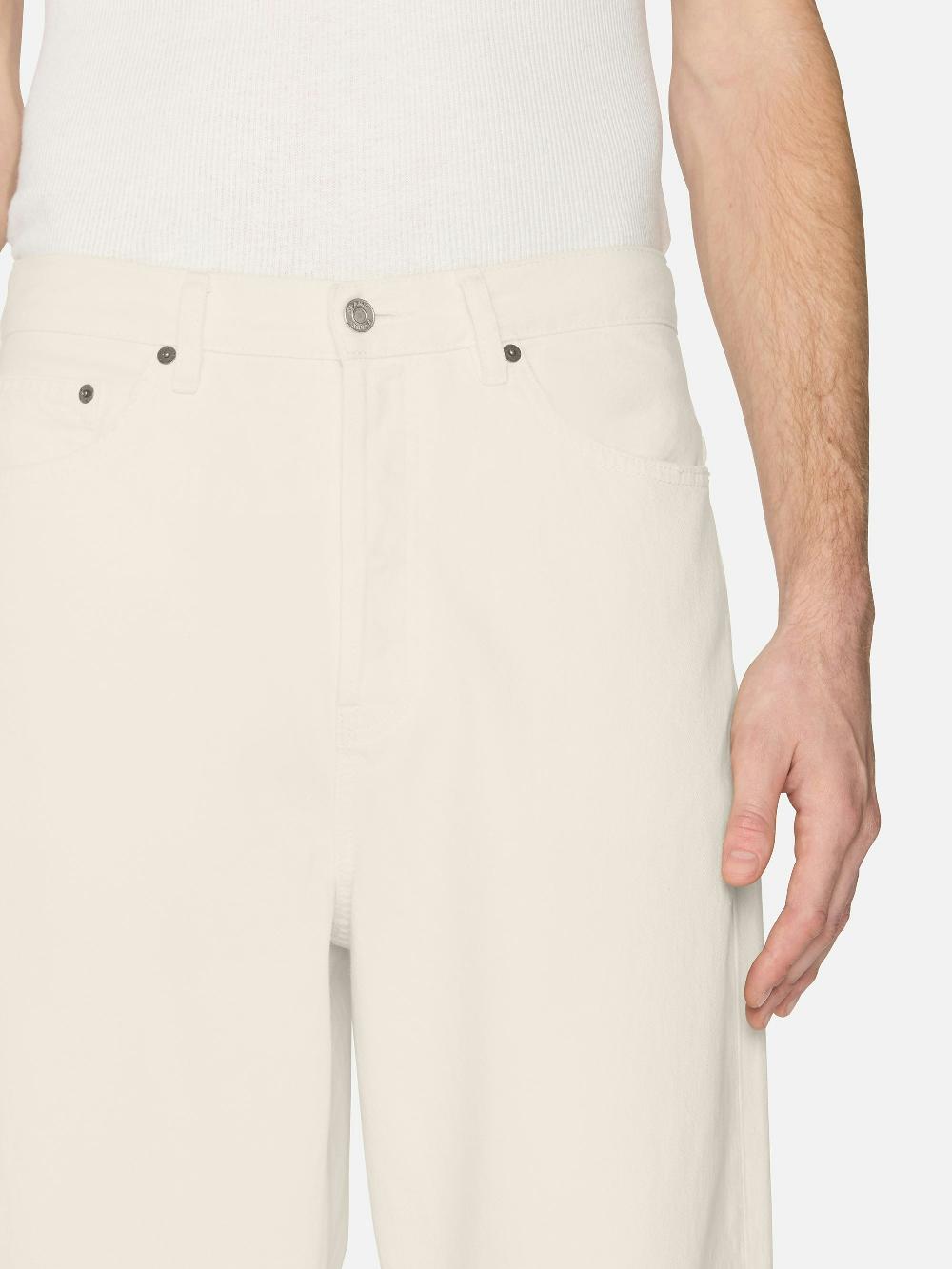 Frame Baggy Jean In Off White Grind