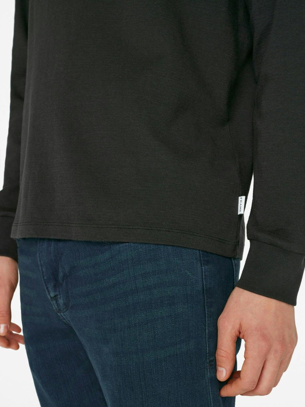 Frame Duo Fold Long Sleeve Crew In Noir