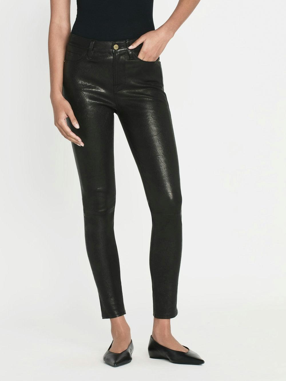 Frame Leather Le High Skinny In Washed Black