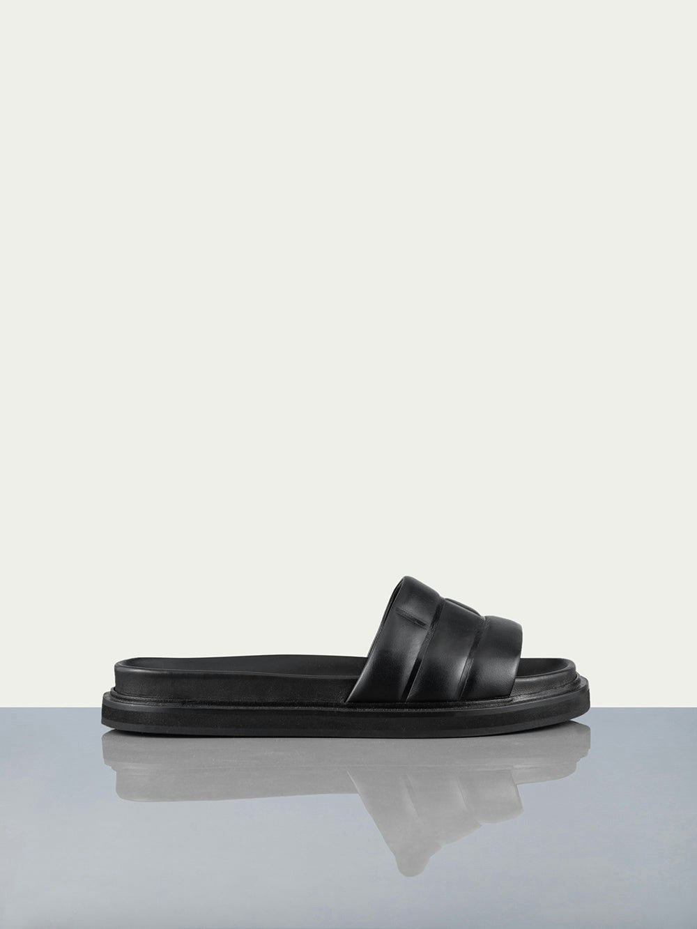 frame Men's Sandal in Noir