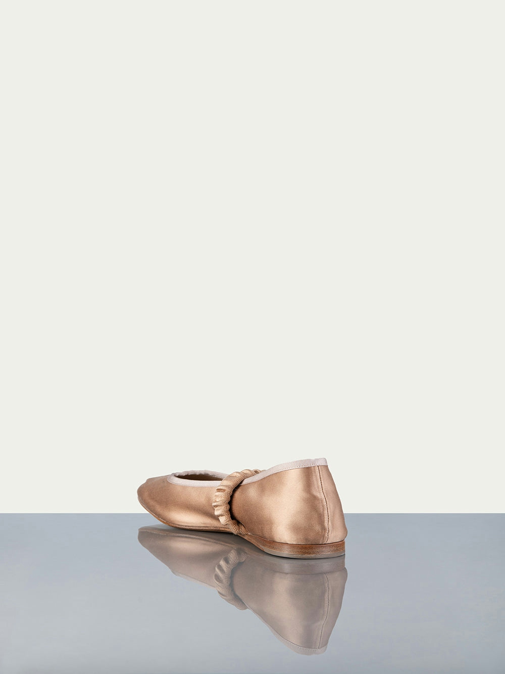 Frame Odin Ballet Flat In Blush