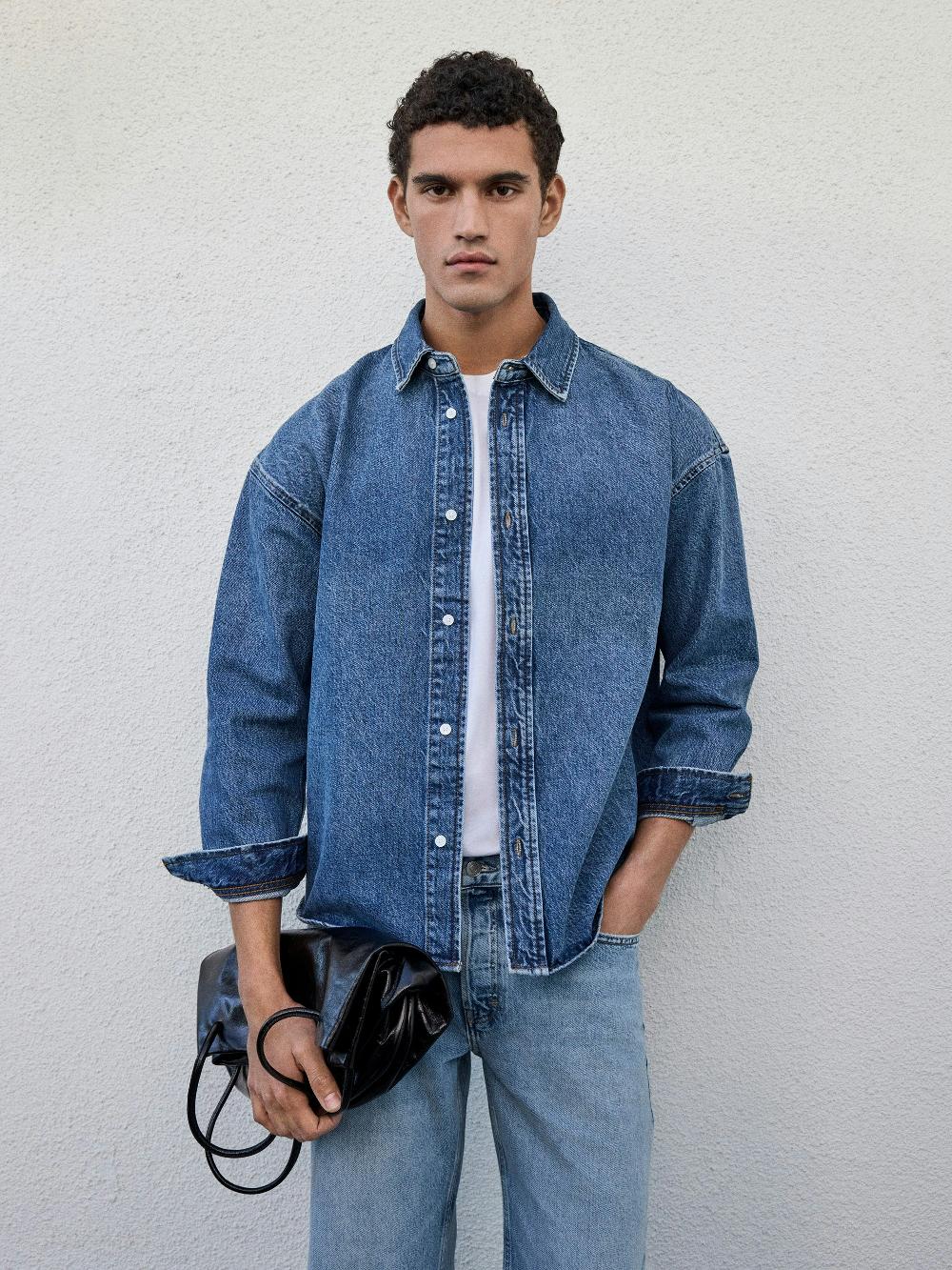 Frame Relaxed Heavy Denim Shirt In Dreams