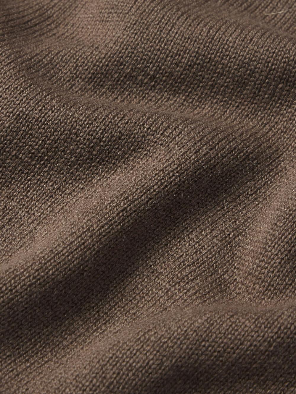 Frame Silk Blend Polo Sweater In Soft Mocha