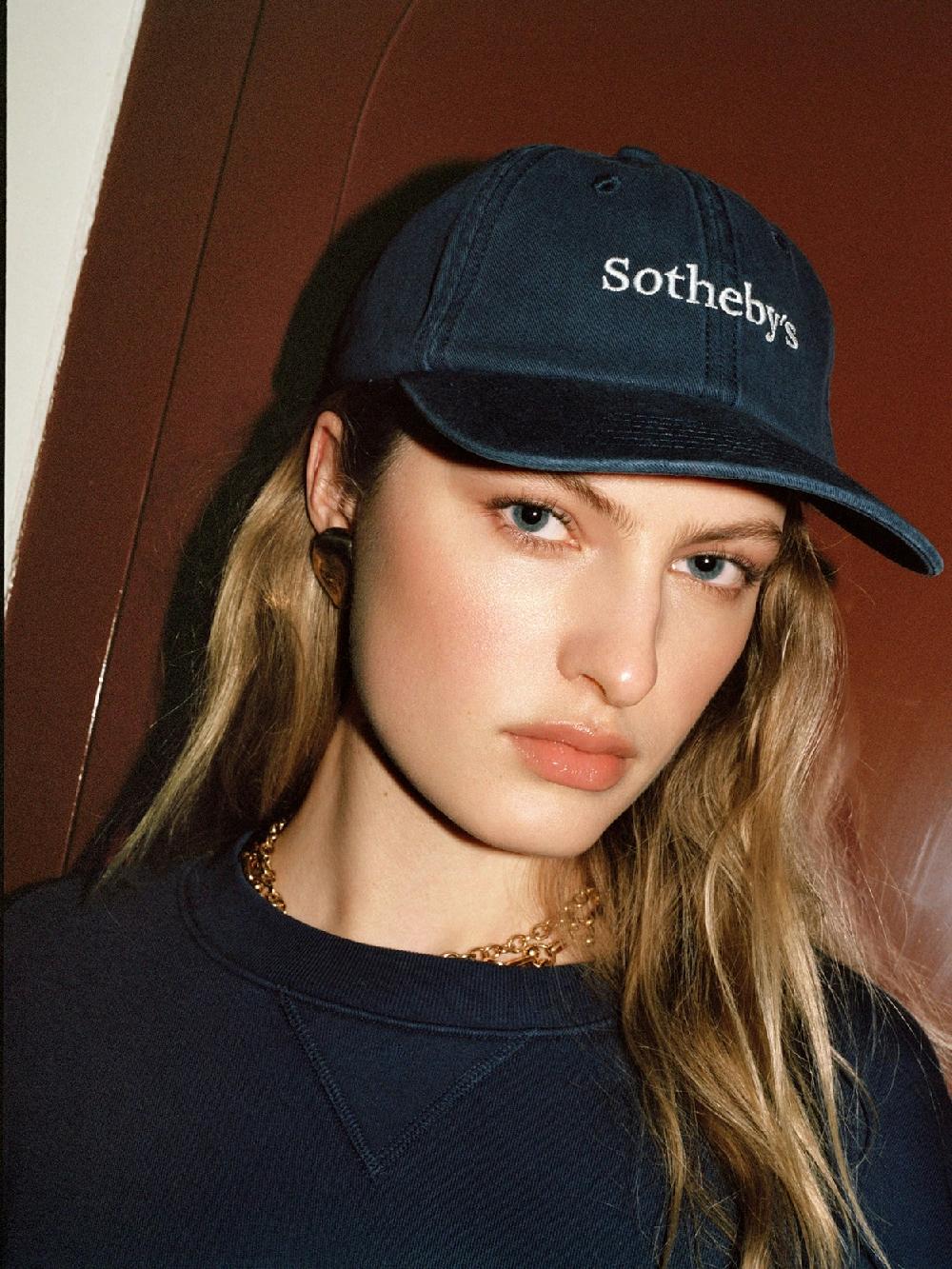 Frame Sotheby's Baseball Cap In Navy