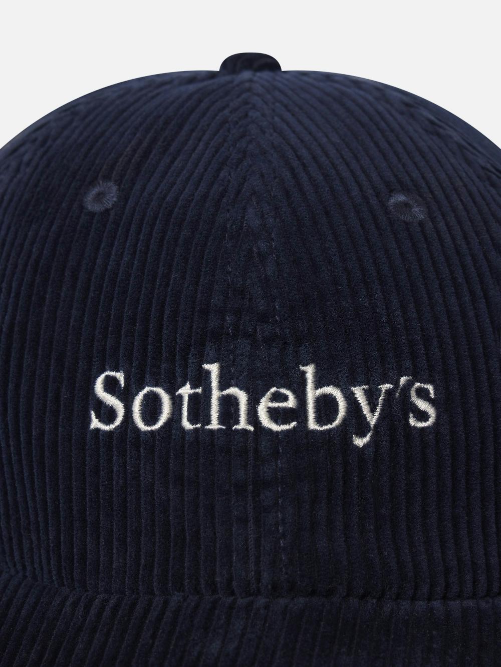 Frame Sotheby's Corduroy Cap In Navy