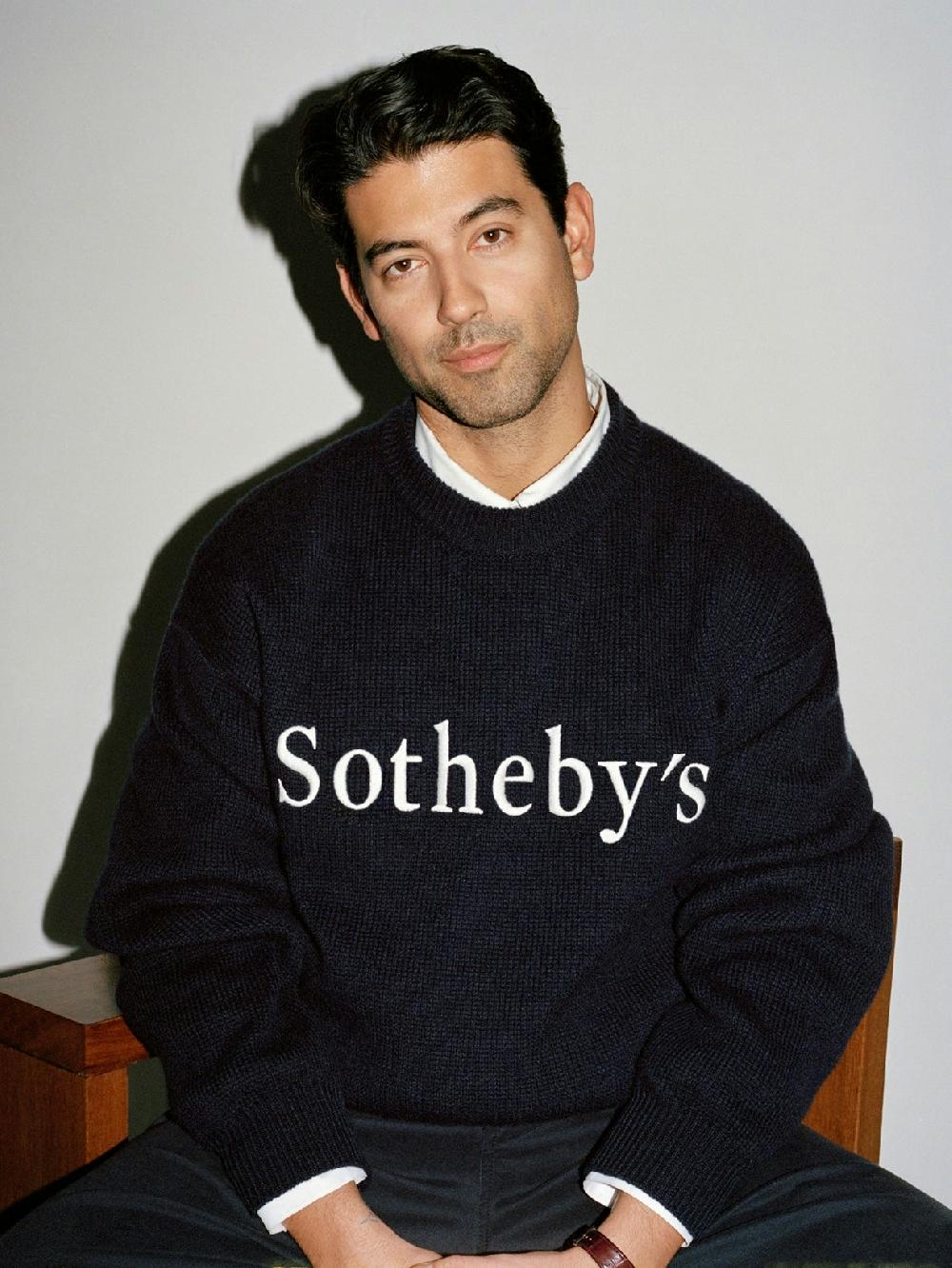 Frame Sotheby's Unisex Cashmere Sweater In Navy