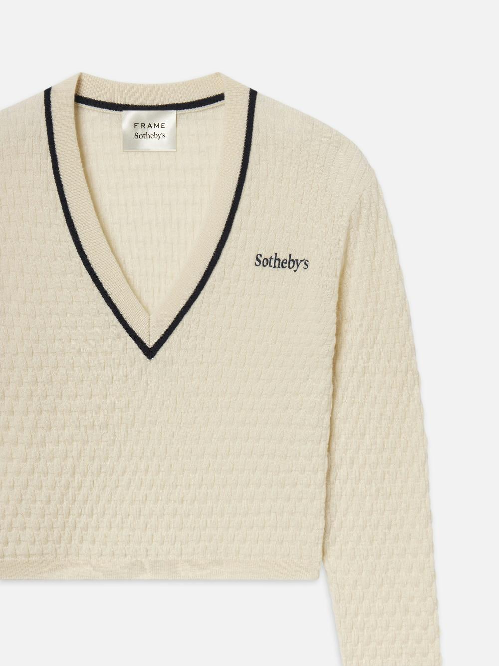 Frame Sotheby’s Women's V-Neck Sweater In Cream