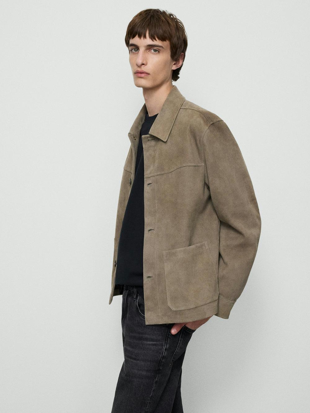 Frame Suede Chore Coat In Dark Beige