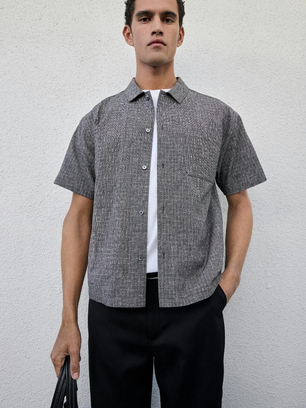 Frame Textured Short Sleeve Shirt In Black Multi