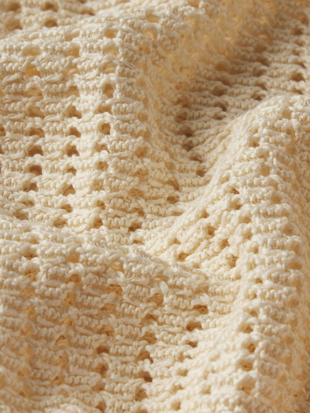 Frame The Crochet Bell Sweater In Alabaster