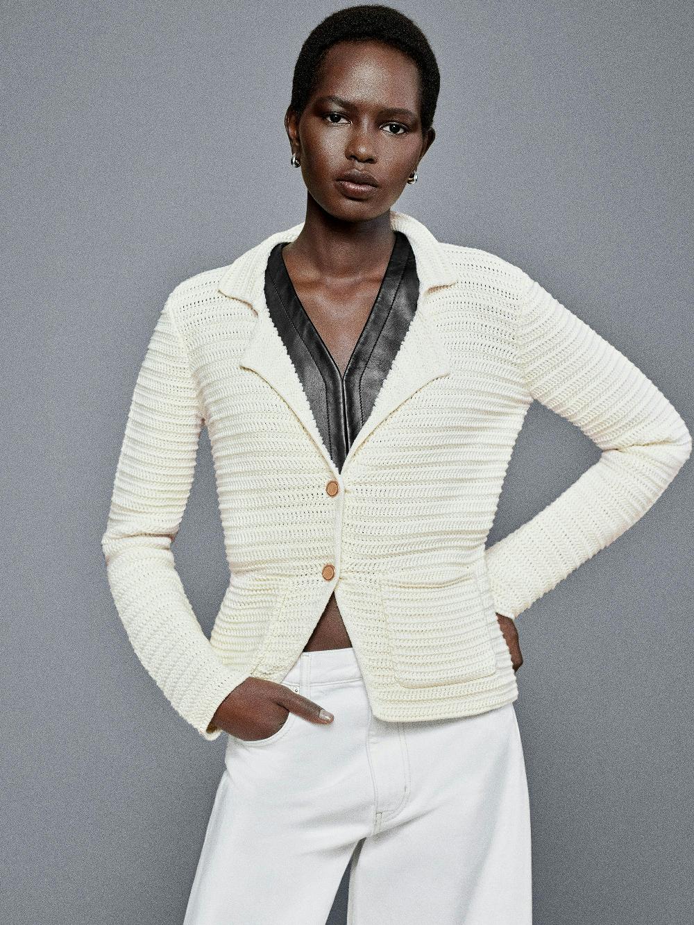 Frame The Crochet Blazer In Cream