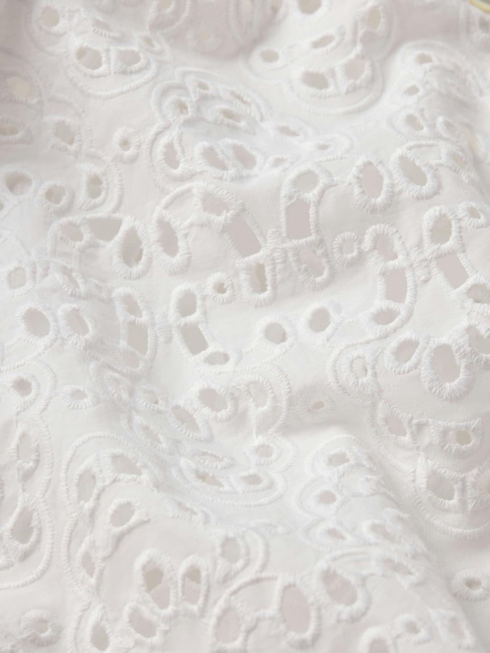 Frame The Deco Eyelet Top In White