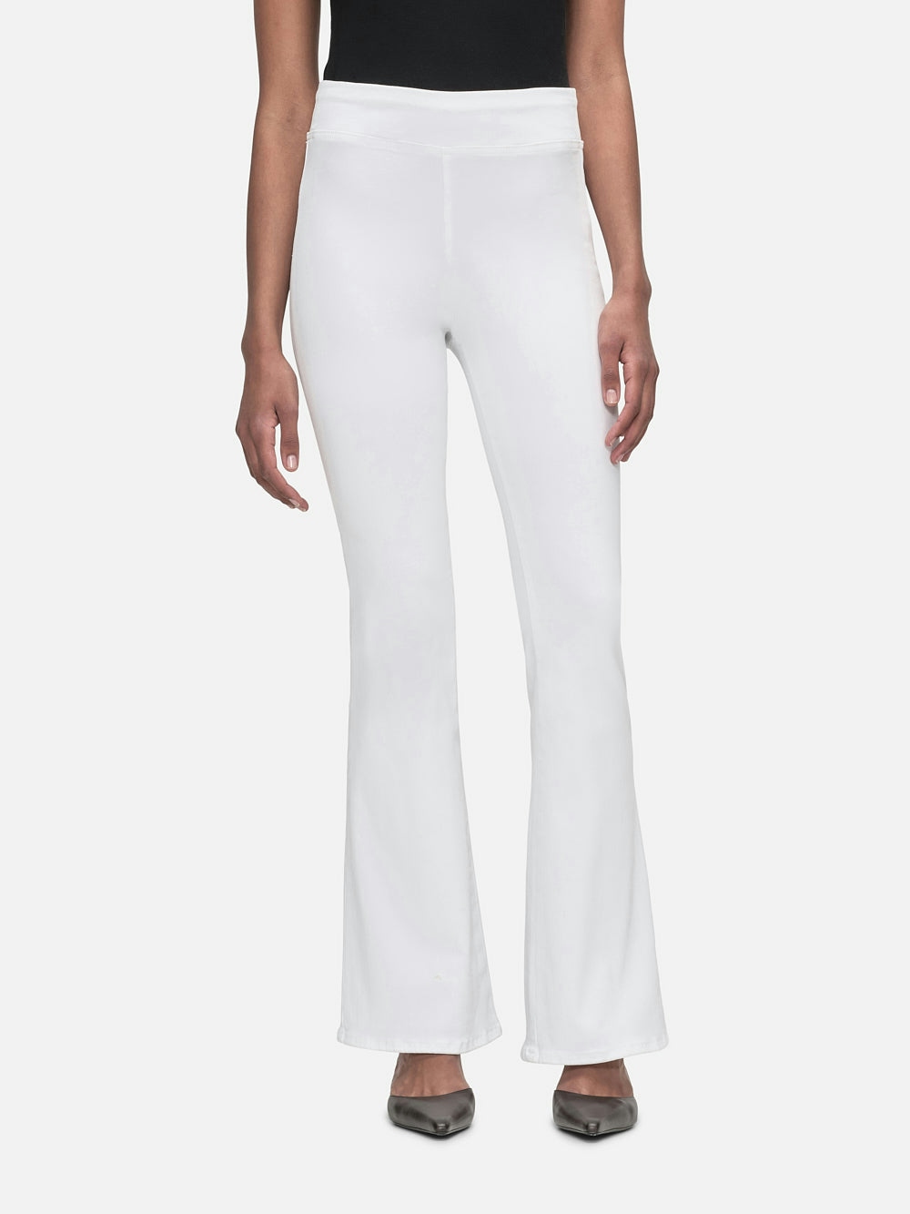 Frame The Jetset Flare In White