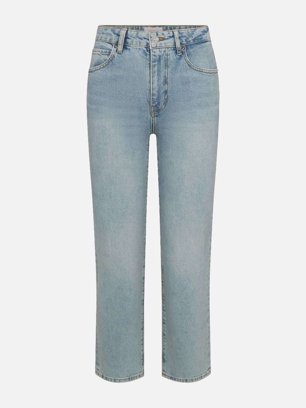 frame The Ruler Crop in Dolly