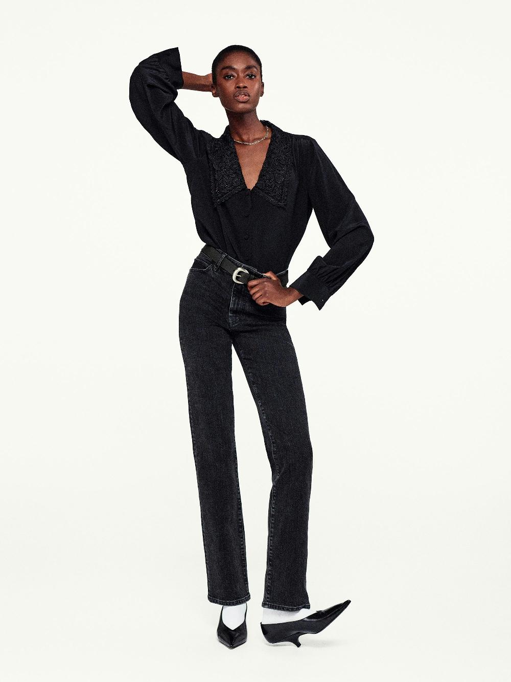 Frame The Ruler In Grit